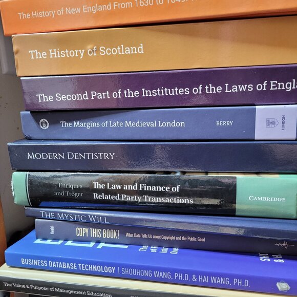 📚 Pick 5 Books – Your Choice $40 Bundle Deal lot random book - Picture 2 of 16